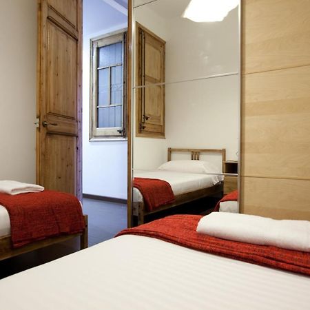 2-Bedroom Apartment For Families バルセロナ エクステリア 写真