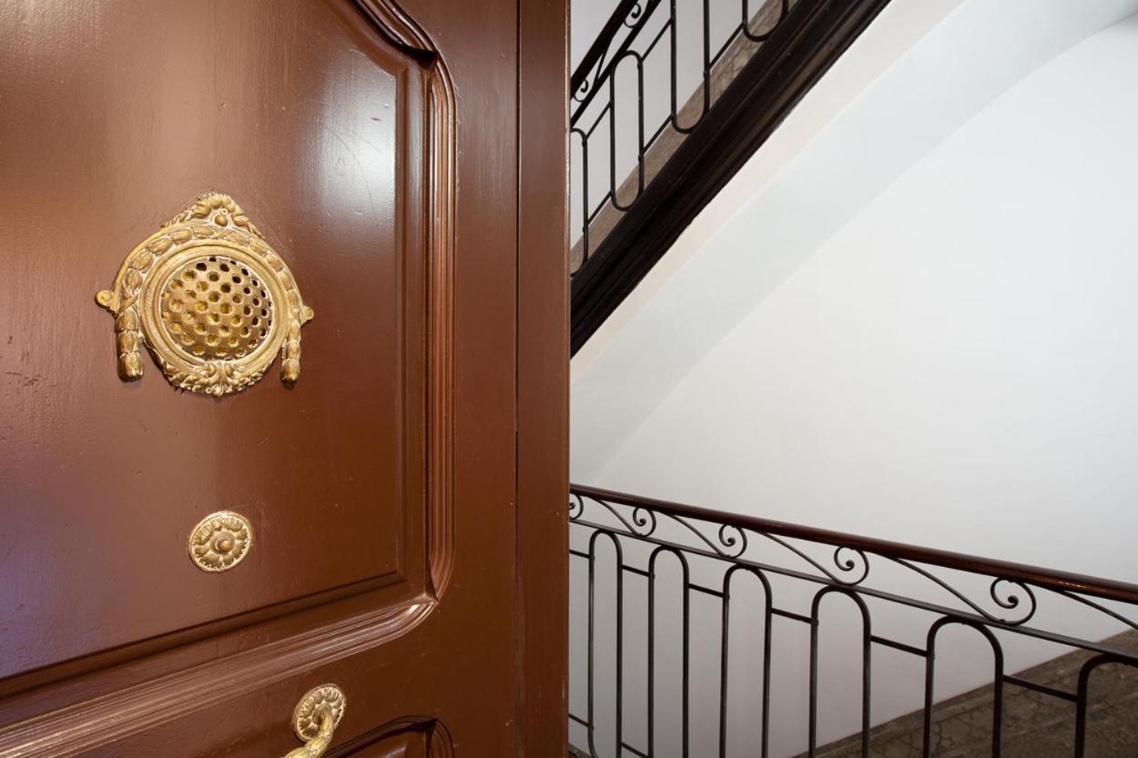 2-Bedroom Apartment For Families バルセロナ エクステリア 写真